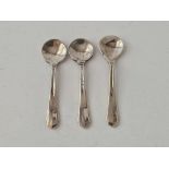 A group of three salt spoons, Birmingham 1932