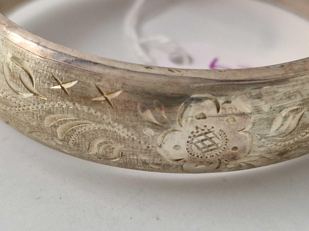 A hinged silver bangle 24 gms - Image 2 of 3