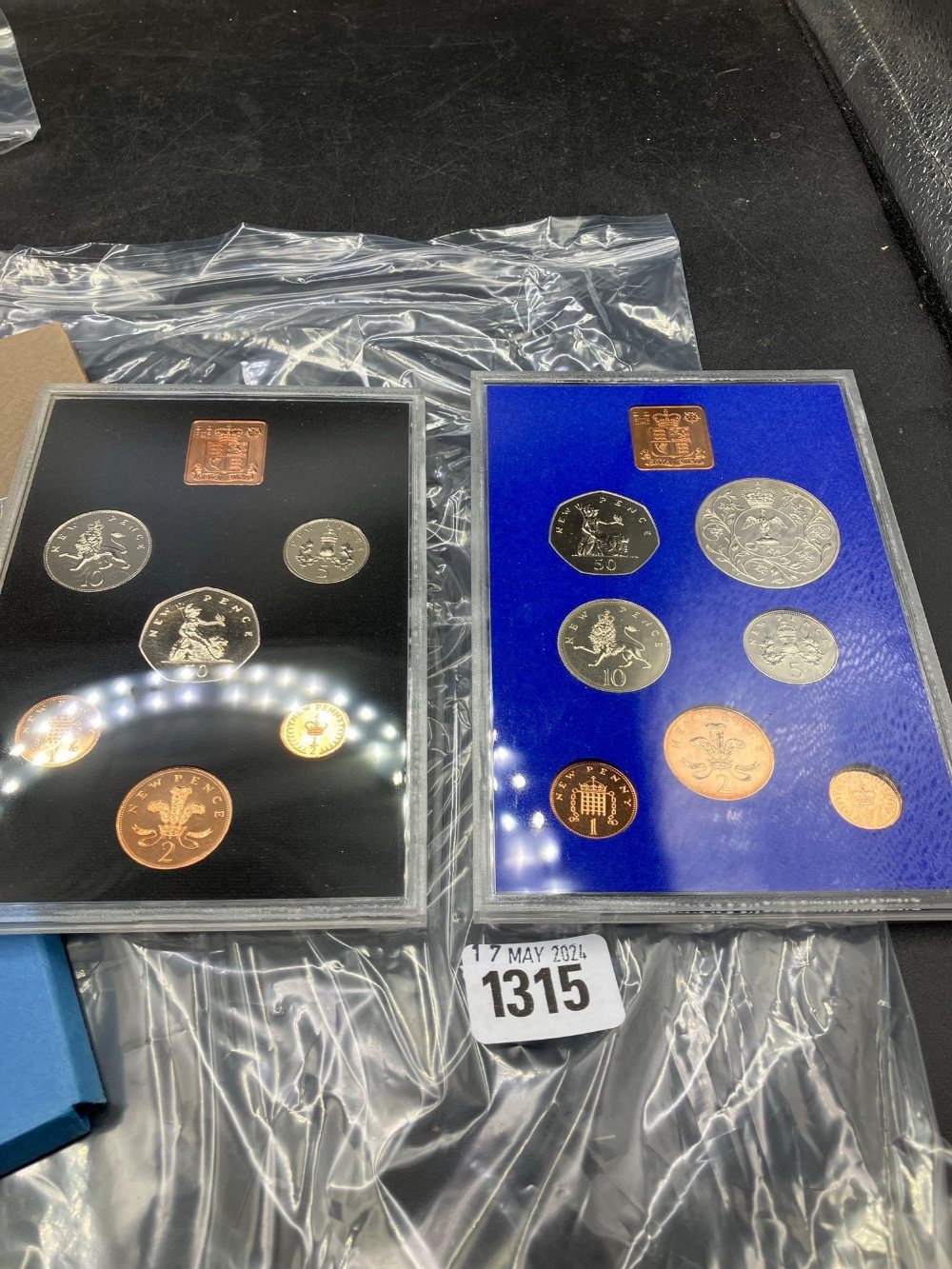 1977 & 1978 UK Proof sets - Bild 2 aus 2