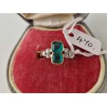 A HIGH CARAT TWO STONE EMERALD AND DIAMOND RING Q 2.3 GMS