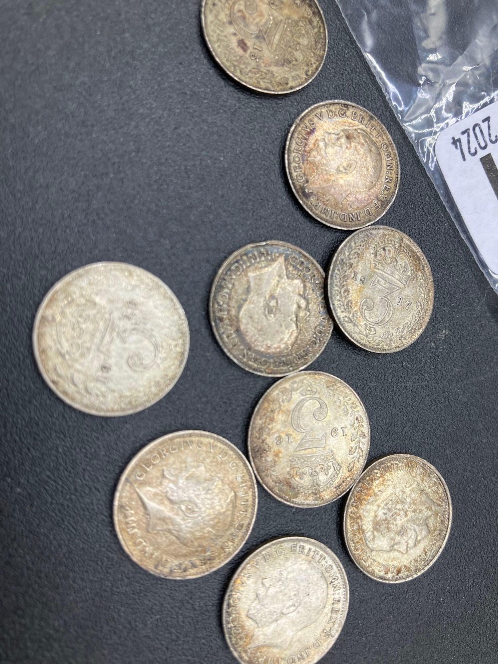 9 x George V silver 3d, better grade - Bild 2 aus 2