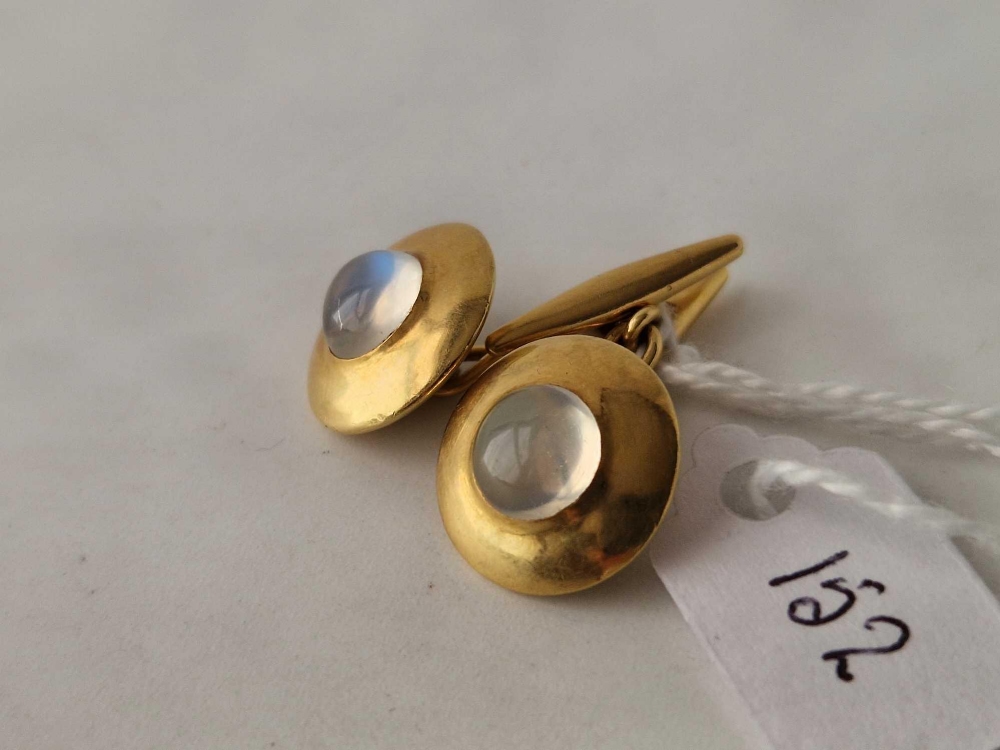 A pair of good moonstone and gold cufflinks 18ct gold 9.8 gms - Image 2 of 3