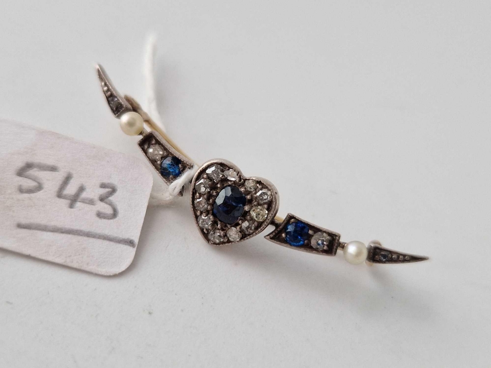 A antique sapphire diamond and pearl brooch with heart motif set in gold 2.2 gms - Image 2 of 3