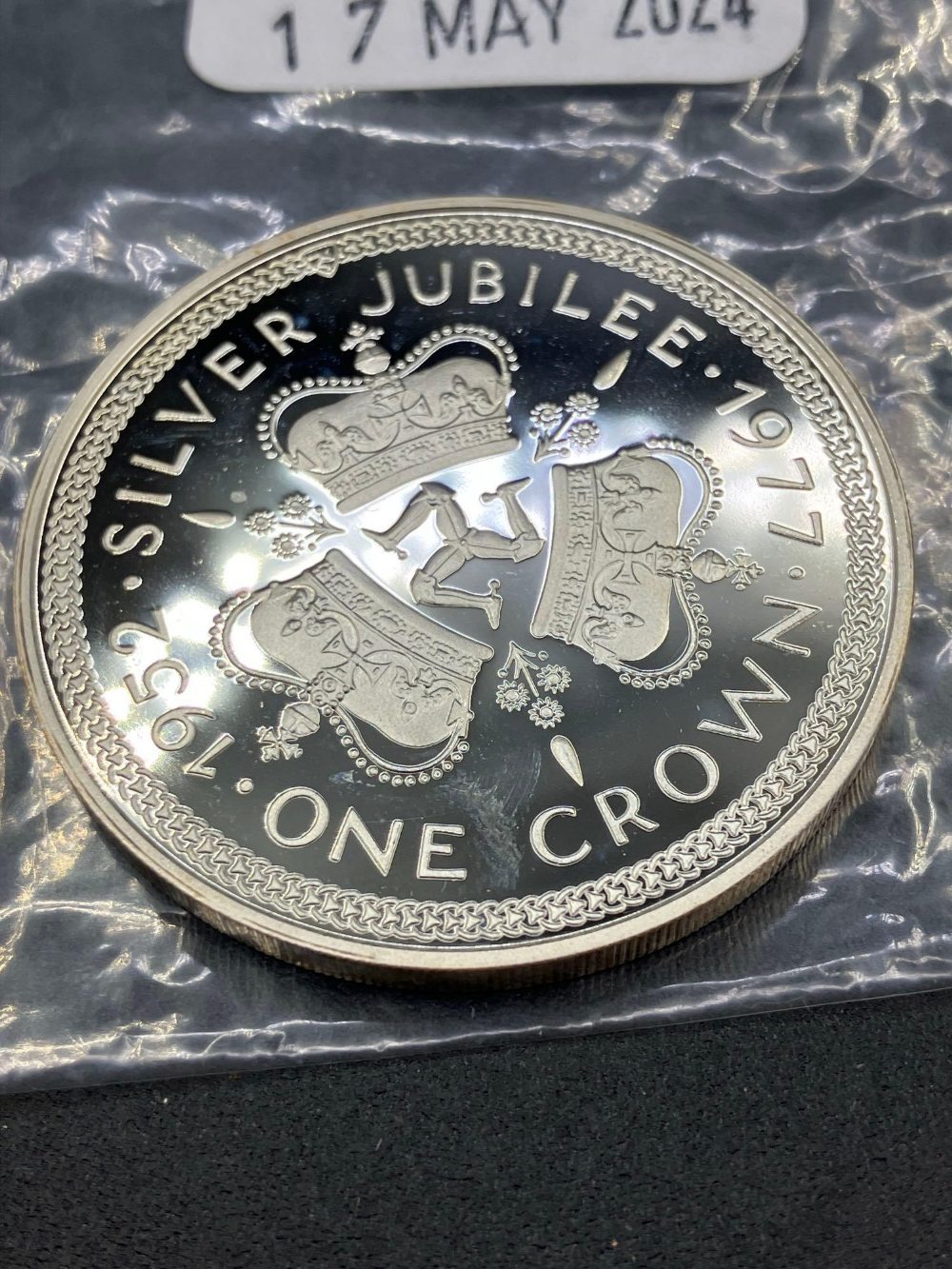 Silver Jubilee one crown 28 g - Image 2 of 2