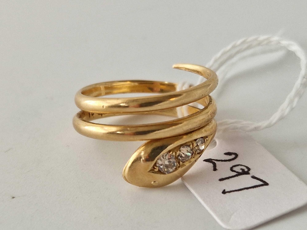 A ANTIQUE SNAKE RING SET WITH DIAMONDS 18CT GOLD SIZE S 6.6 GMS - Image 2 of 4