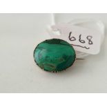 A Georgian gold malachite set oval brooch