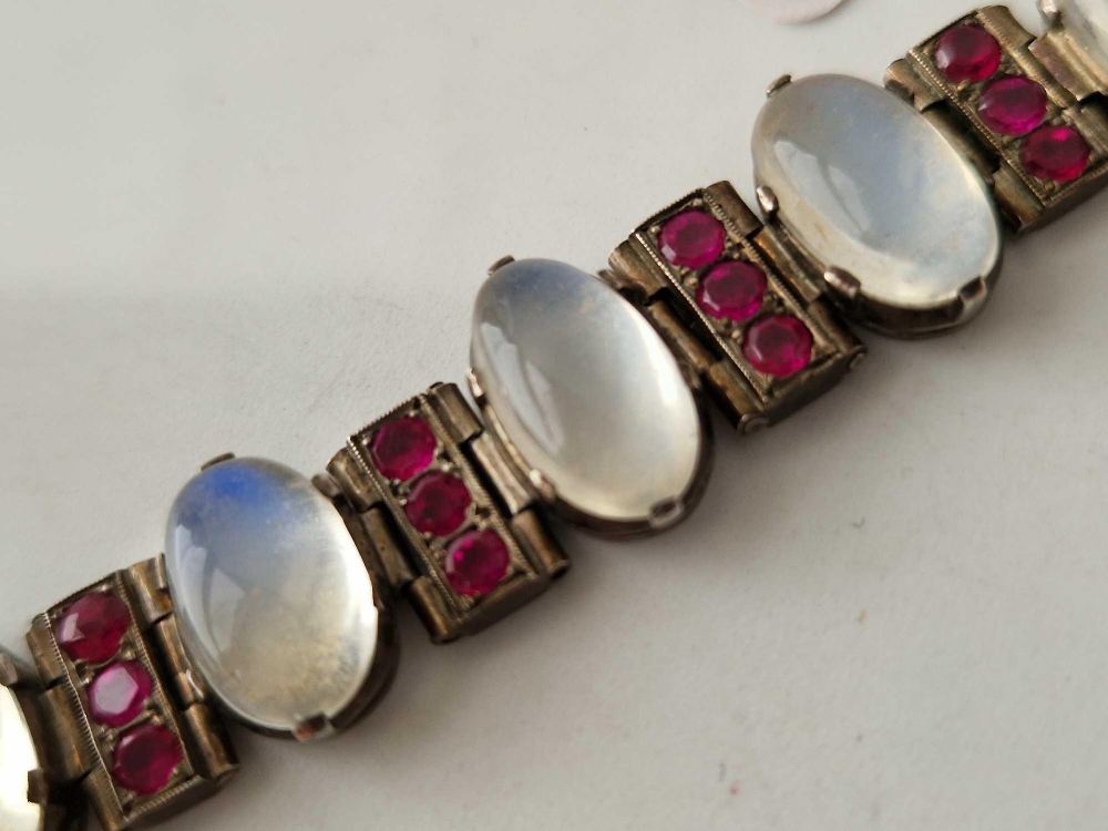 Part of a silver bracelet set with five moonstones and red stones - Image 2 of 3