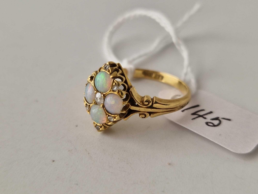 A OPAL AND DIAMOND RING ONE DIAMOND MISSING 18CT GOLD SIZE Q 4.9 GMS - Image 2 of 3