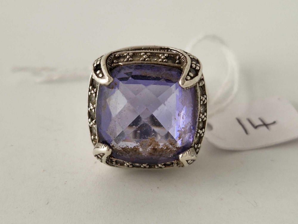 A silver amethyst and white stone dress ring size P