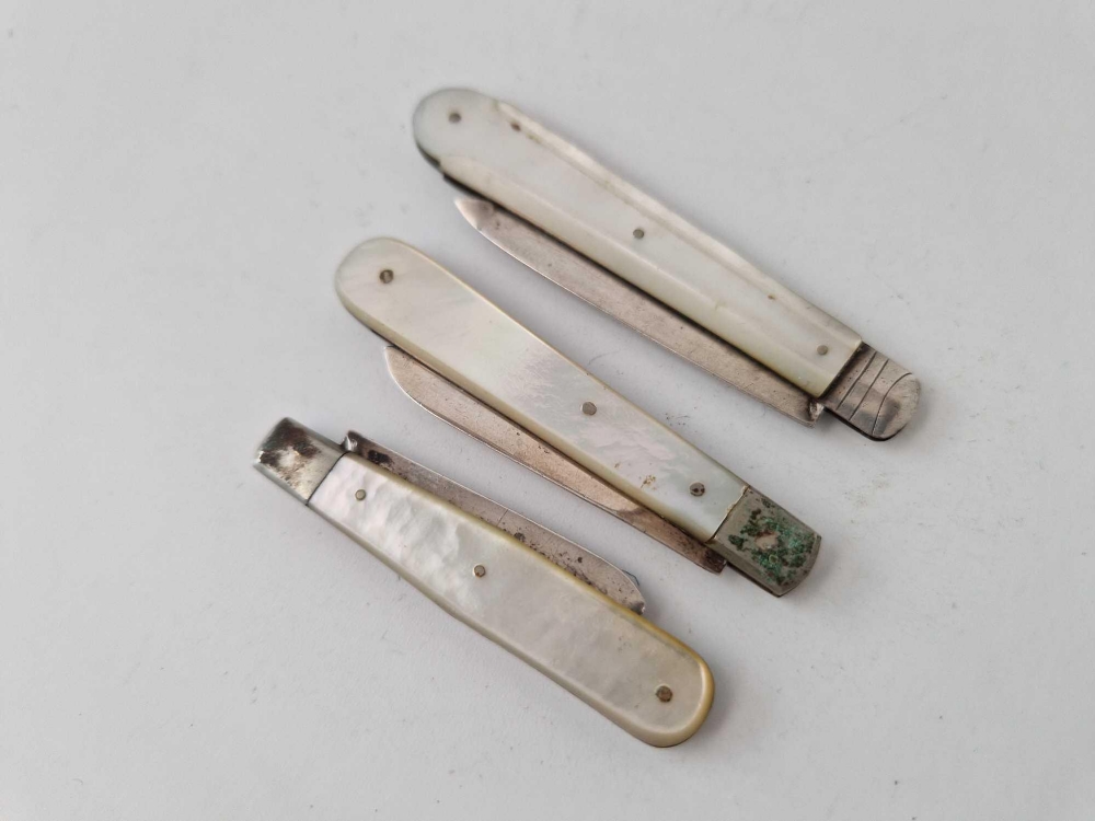 A group of three silver and MOP sided fruit knives, Sheffield 1872 and later - Image 2 of 2