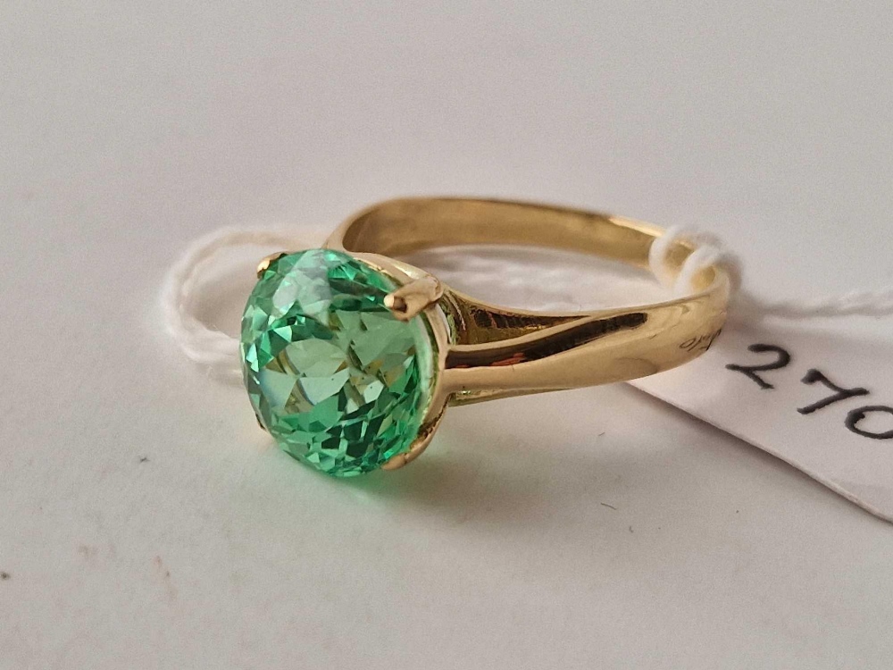 A GREEN MONTANA SAPPHIRE RING 10MM X 10MM 14CT GOLD SIZE Q 4.64 GMS INC.