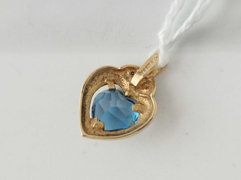 A heart topaz and diamond pendant 9ct 1.5 gms - Image 3 of 3