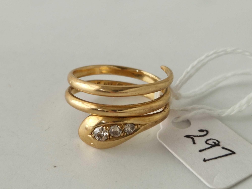 A ANTIQUE SNAKE RING SET WITH DIAMONDS 18CT GOLD SIZE S 6.6 GMS