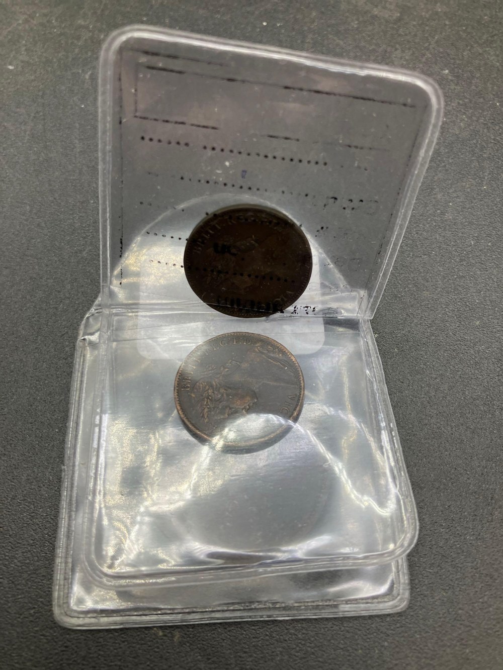 Half penny 1806 and farthings 1886 / 1891 - Image 3 of 3