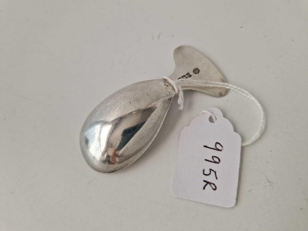 Plain caddy spoon fish shaped. Sheffield 1920 By S H - Image 2 of 3