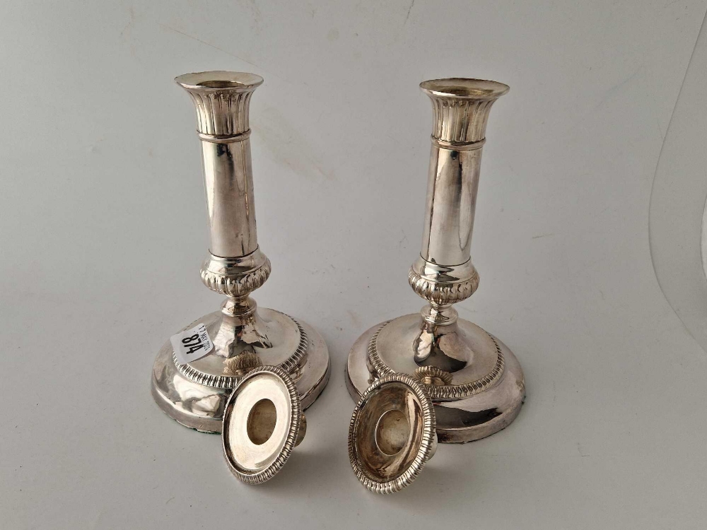 A pair of George III candlesticks with circular bases and detachable nozzels, 7.5" high, Sheffield - Image 2 of 3