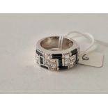 A art deco style heavy silver ring size O