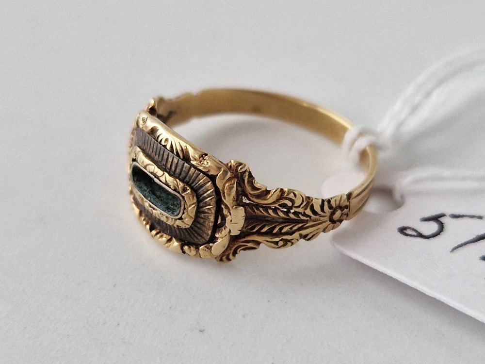 A 19th century gold mourning ring size O 2.3 gms - Image 2 of 3