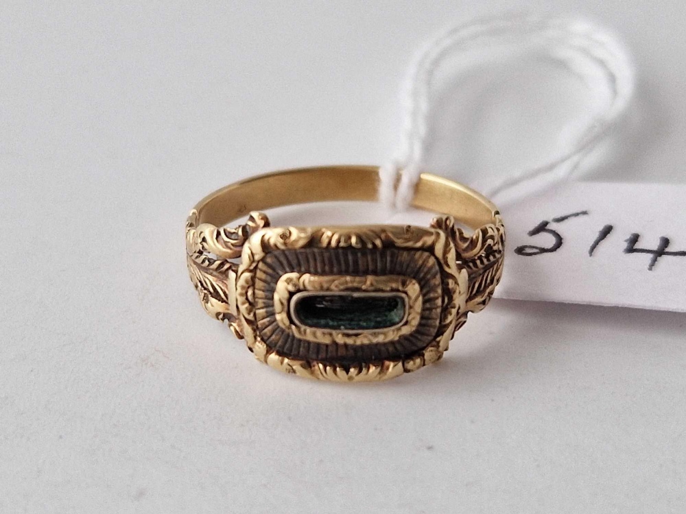 A 19th century gold mourning ring size O 2.3 gms