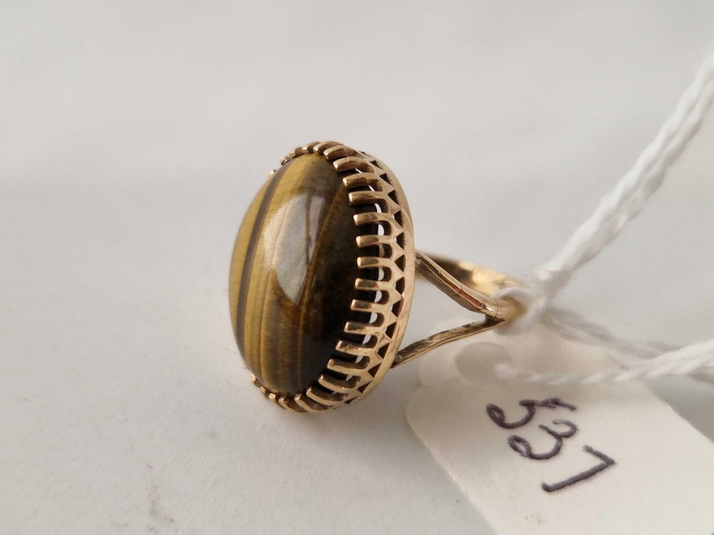 A tigers eye ring 9ct size J 3 gms - Image 2 of 2