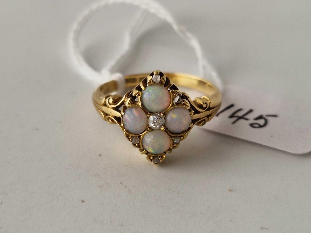 A OPAL AND DIAMOND RING ONE DIAMOND MISSING 18CT GOLD SIZE Q 4.9 GMS