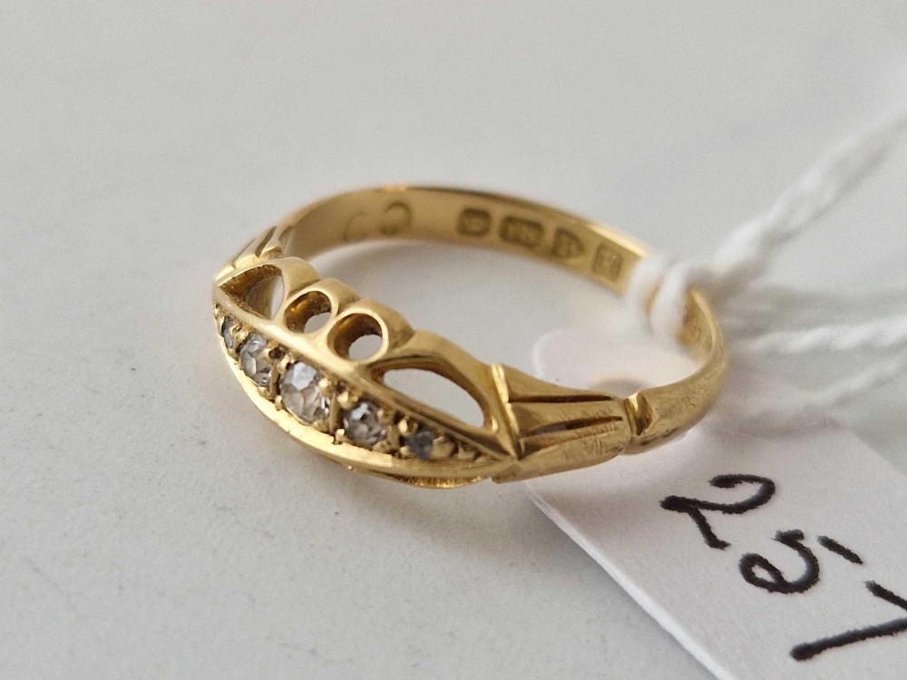 A Edwardian diamond ring 18ct gold Chester 1910 size M 2.4 gms - Image 2 of 3