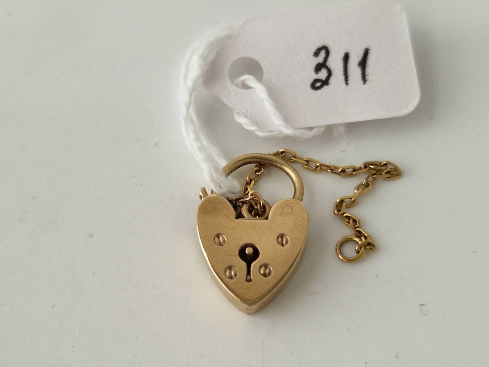 A heart padlock with safety chain 9ct 1.7 gms