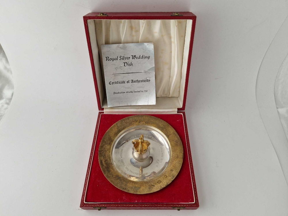 A boxed parcel gilt Limited Edition Royal Wedding dish for a Silver Wedding 1972, 6 inches diameter,