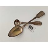 A Georgian dessert spoon, Exeter 1833 and a salt spoon 1866