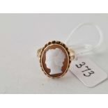 A cameo ring 9ct size U 2.7 gms