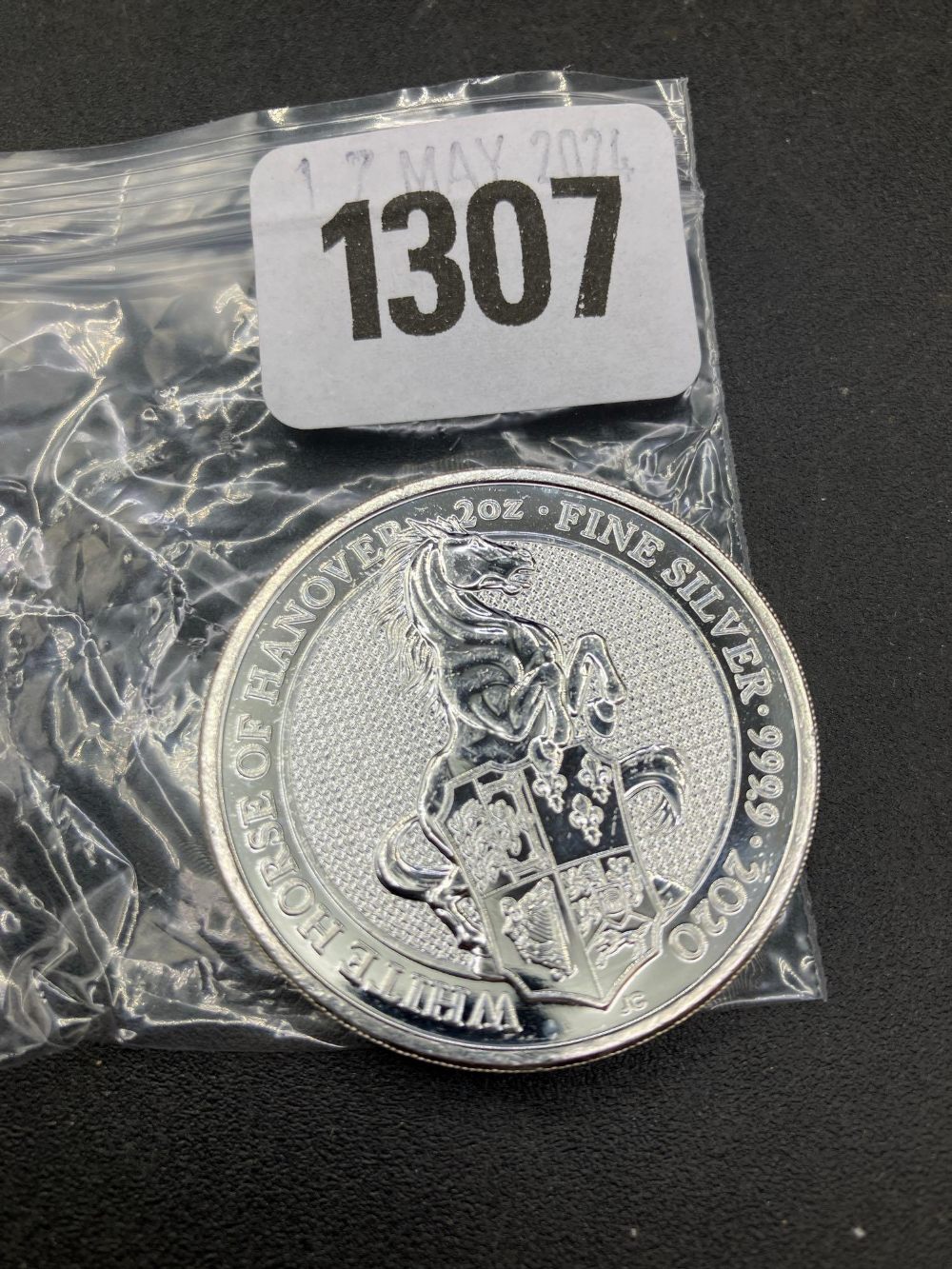 2020 2oz Queens coin