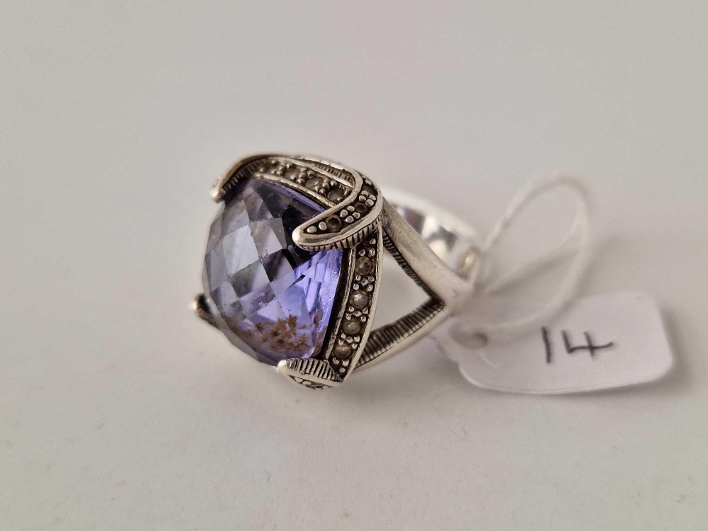 A silver amethyst and white stone dress ring size P - Image 2 of 3