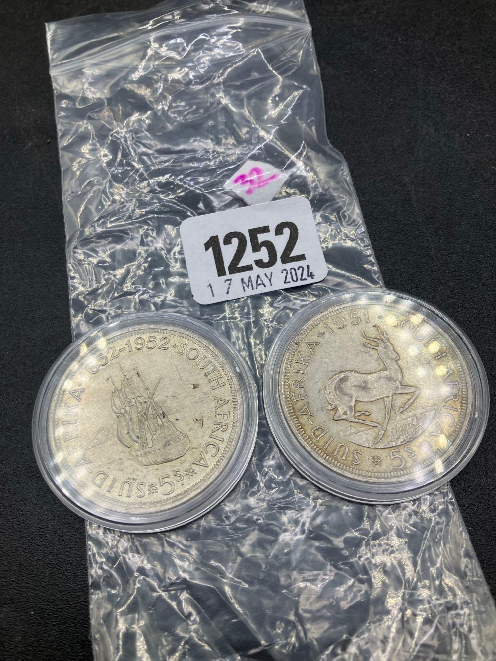 Silver crowns 1951 & 1952 in capsules, High Grade