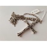 A large silver chain and cross 24 inch 33 gms