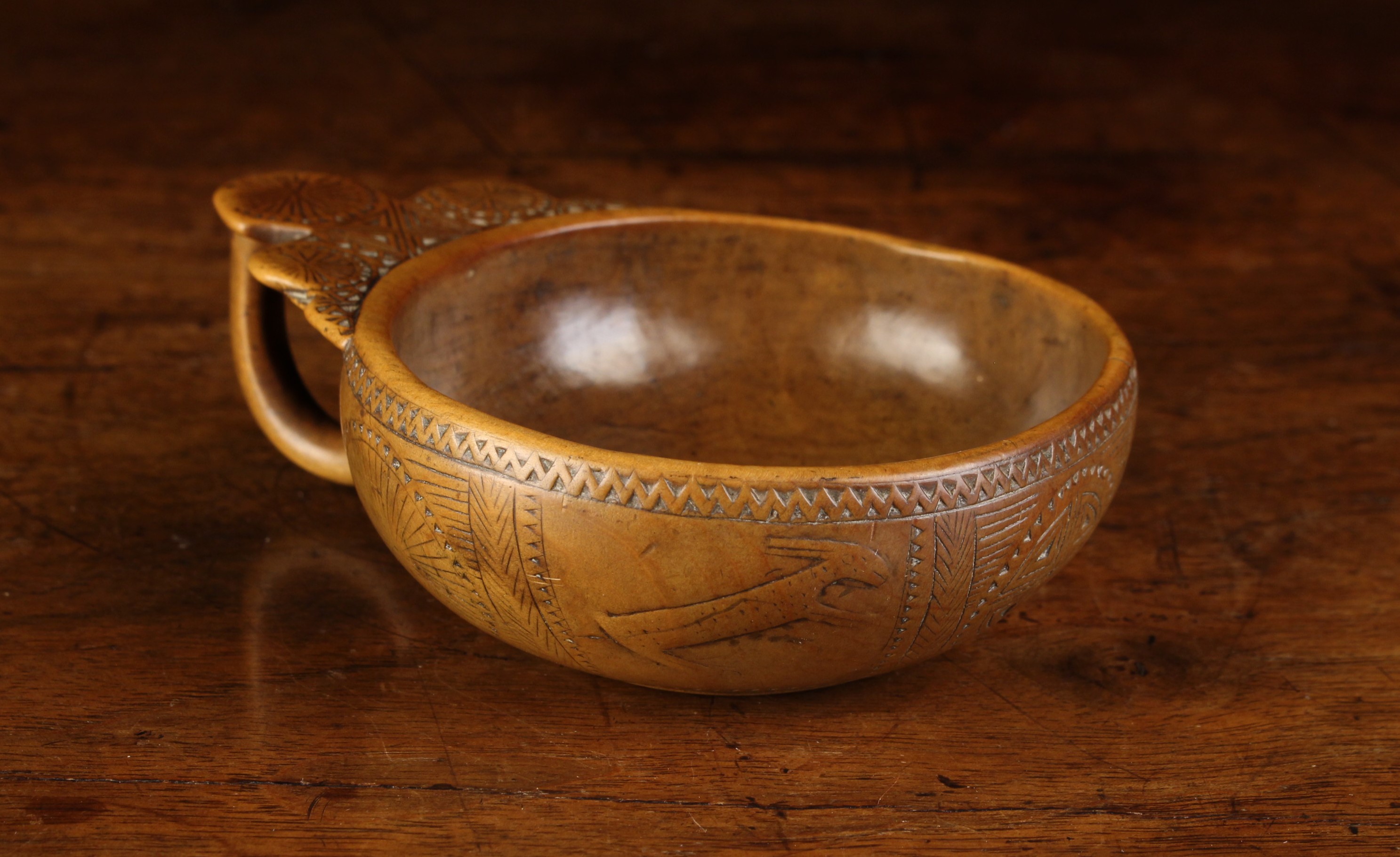 A Fine & Rare 16th/17th Century Boxwood Porringer or Tasting Cup of rich colour and patination. - Image 10 of 10