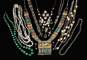A Group of Costume Jewellery to include a malachite bead necklace,