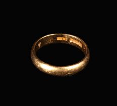 A 22 Carat Gold Wedding Band with Birmingham assay mark, circa 1961. (approx 5g) UK size P, US 8.