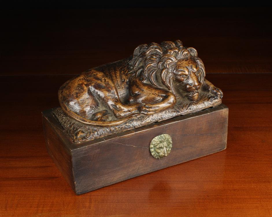 A 19th Century Carved Oak 'Canova' Lion. - Image 2 of 2