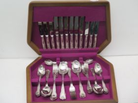 A Kings pattern silver plated cutlery set - 8 place setting - good condition