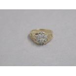 A 14ct yellow gold hallmarked diamond cluster ring, size L/M, approx 4.5 grams