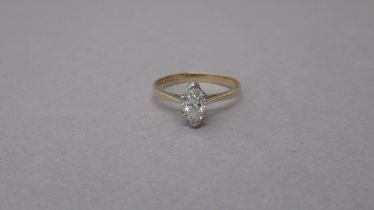 A certificated 14ct yellow and white gold marquise-cut diamond solitaire ring - Diamond 0.60ct -