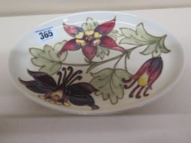 A Moorcroft dish, oval shape - approx 23cm x 15cm