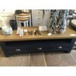 Harrogate 3 drawer large tv unit. Ex display Solid Wood Frame Dovetailed Storage Drawers Rounded