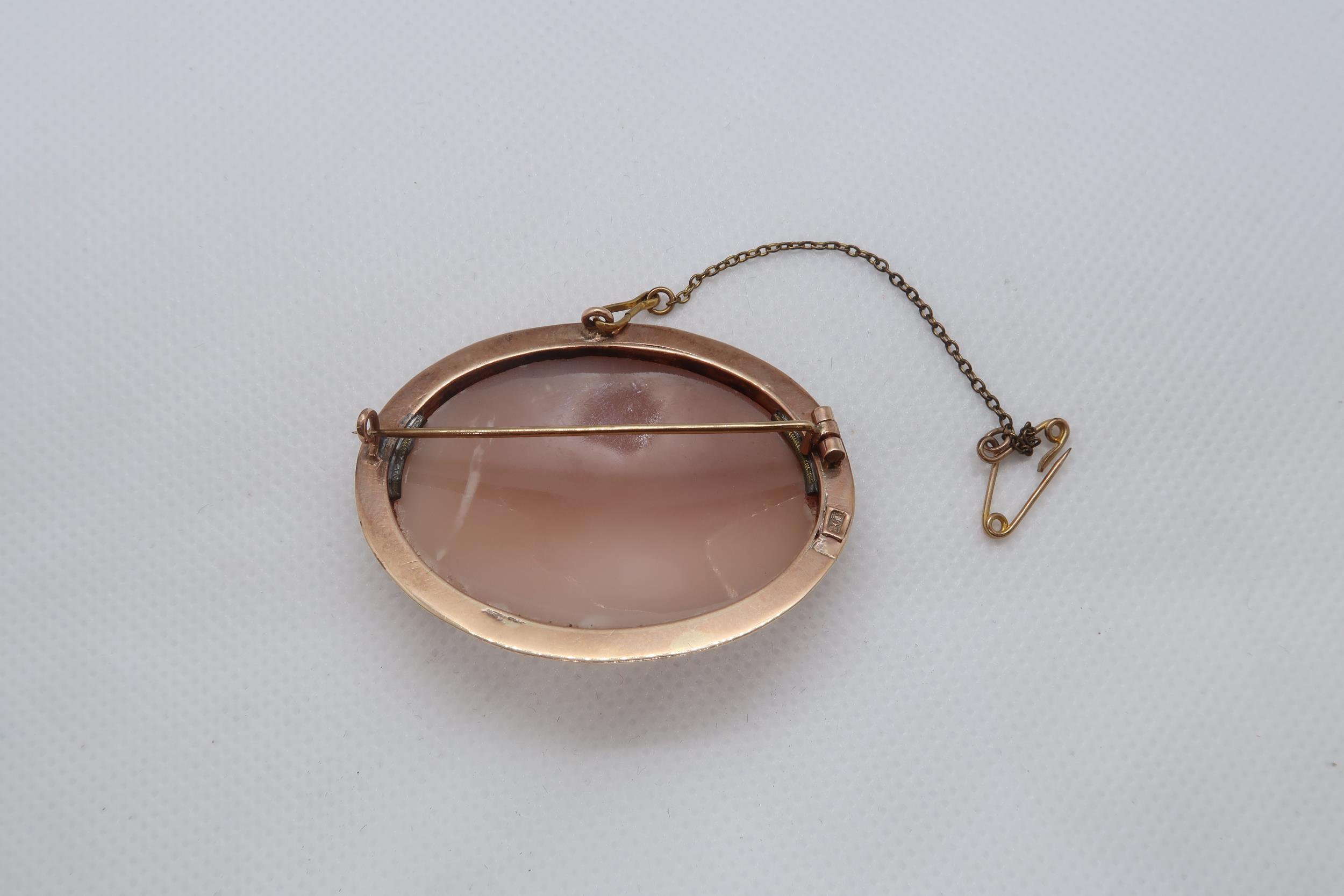 A 9ct rose gold (hallmarked) cameo brooch - 4.5cm x 4cm - approx weight 16.1 grams - Image 2 of 2