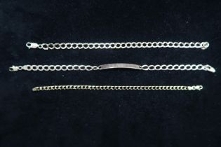 Three 9ct (hallmarked) bracelets - approx total weight 19.1 grams