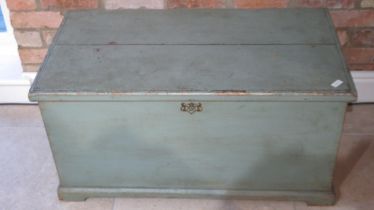 A 19th century painted pine toy/blanket chest - Width 92cm x Height 47cm x Depth 49cm