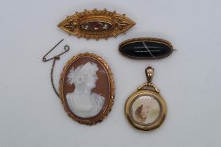 Three 9ct gold brooches - Agate (hallmarked) Etruscan (hallmarked) cameo (tested) with a 9ct (