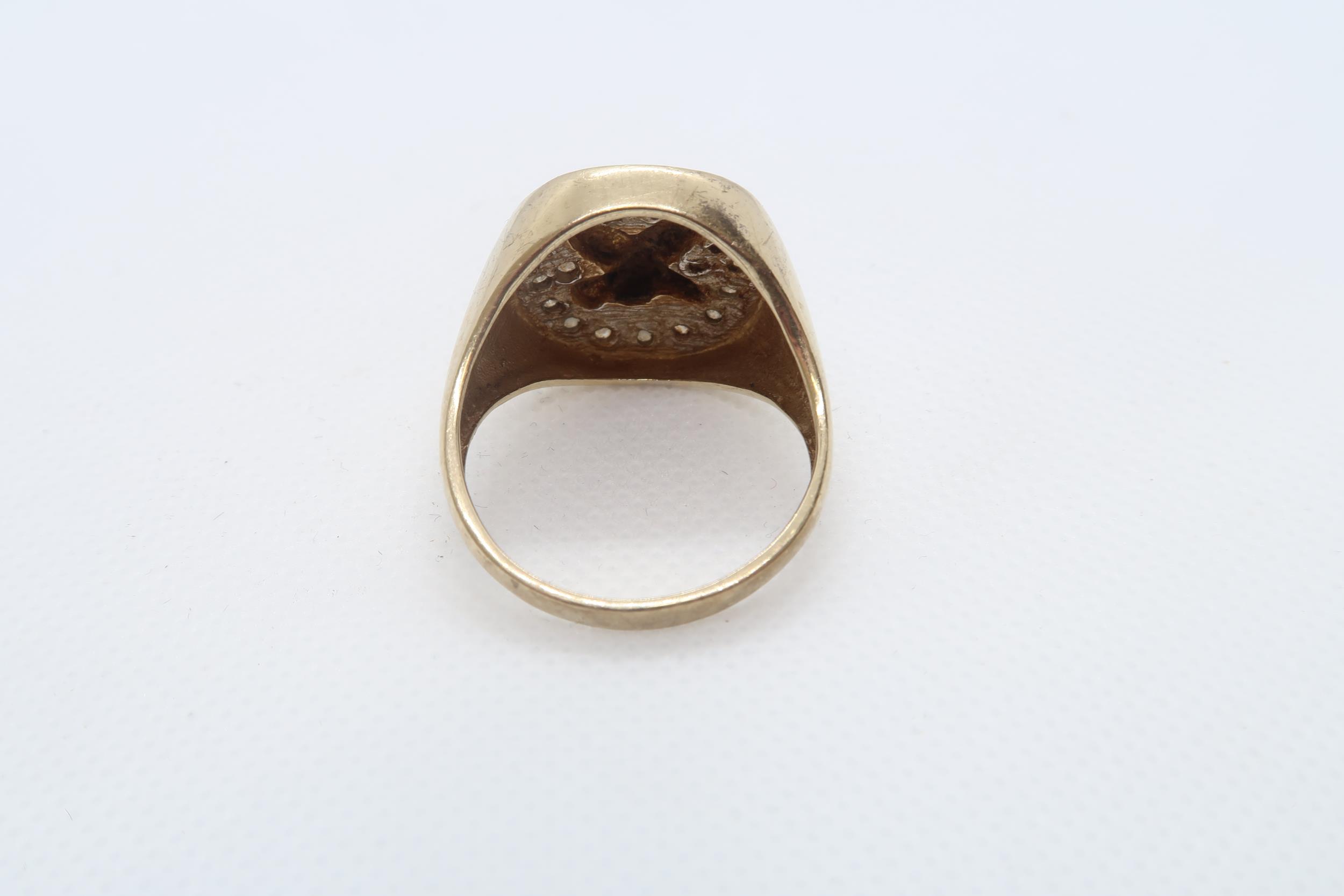 A 9ct yellow gold (hallmarked) mans ring with diamonds - ring size Z -approx weight 8.4 grams - Image 3 of 4