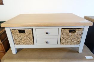 Winchester coffee table with 2 small drawers and 2 large baskets. Ex display – 100 x 60 x 45 cm