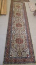A modern woollen Royal Ottoman rug - 185cm x 120cm - in good condition